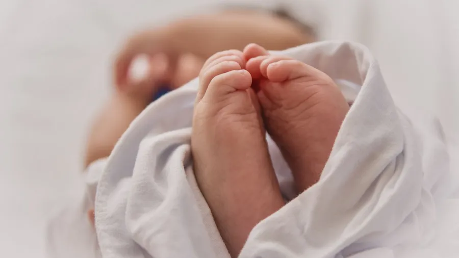 Birth, childbirth & being born