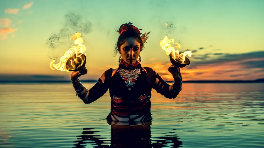 Commitment, choosing & the universal current